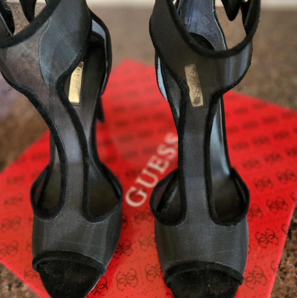 Guess T-strap Sandals